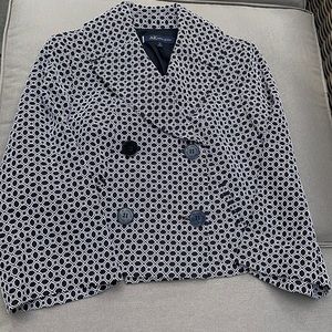 Anne Klein Cropped Length Black & White Geometric Patterned Jacket Worn Once